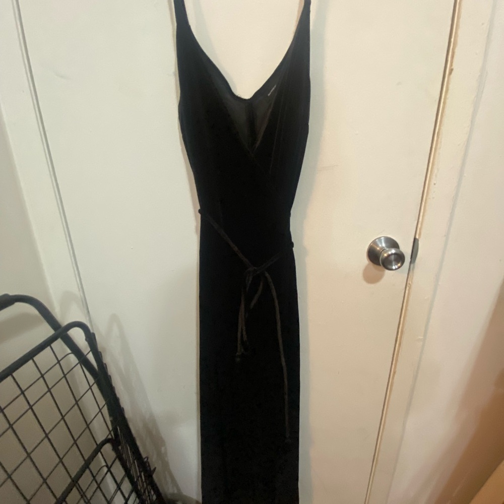 Who What Wear Black Velvet Wrap Dress